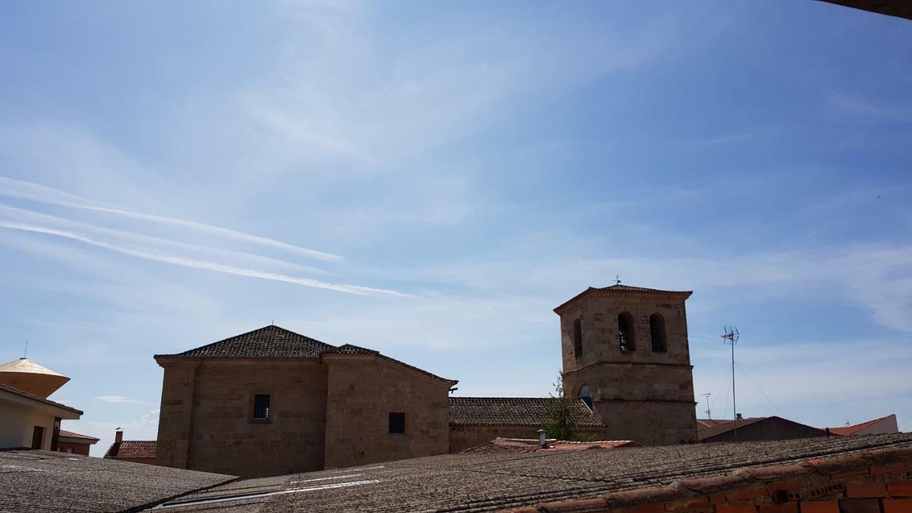 Vinarius, Posada Rural Castellanos de Villiquera エクステリア 写真